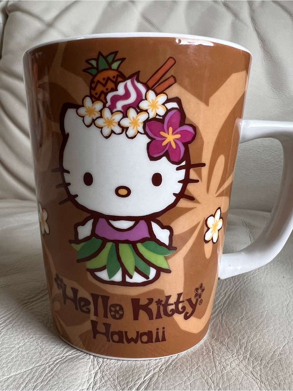 Sanrio Hello Kitty Hawaii Hula Mug